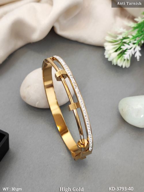Classic White Kada with American Diamond Stones, photo 3 of 4