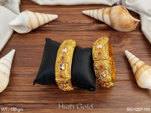 Elegant Antique Bangles for Women Set of 2