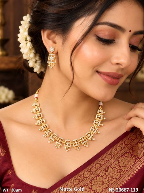 Fancy Kemp Matte Gold Necklace Set For Women