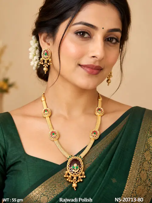 Classic Antique Stone-Studded Necklace Set in Rajwadi Finish