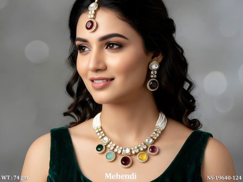 Beaded Necklace Set with Pearls