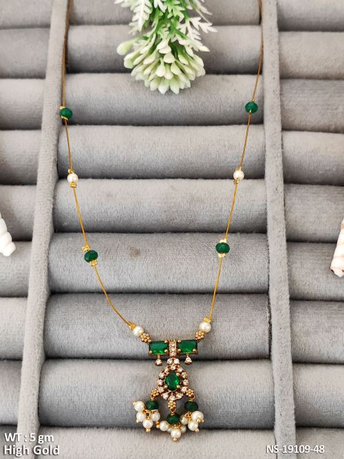 Lightweight Pearl Necklace Set for Women