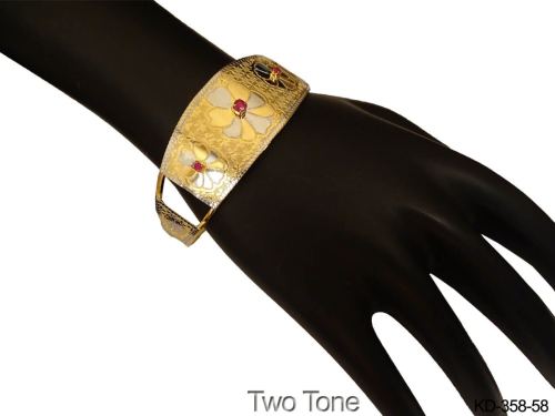 Two-Tone Finish Kada with Floral Design