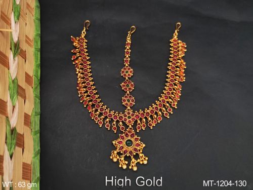 Stone-Studded Kemp Maang Tikka