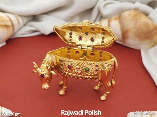 South Indian Sindoor Dabbi in Rajwadi Finish, photo 2 of 3
