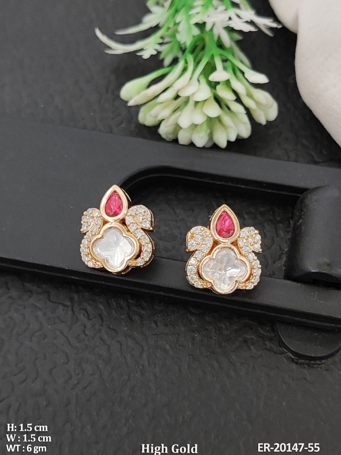 Studs / Tops artificial jewellery