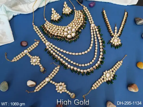 Designer High Gold Polish Beautiful Wedding Wear Heavy Kundan Jeweller Kundan Dulhan Set