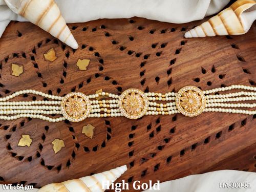 Antique Stone-Studded Hair Accessory in Transparent Yellow, photo 4 of 4