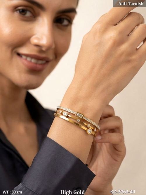 Elegant Multi-Line Diamond Kada