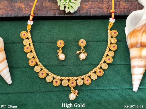 Stone-Studded Floral Necklace Set in Ruby, photo 3 of 4