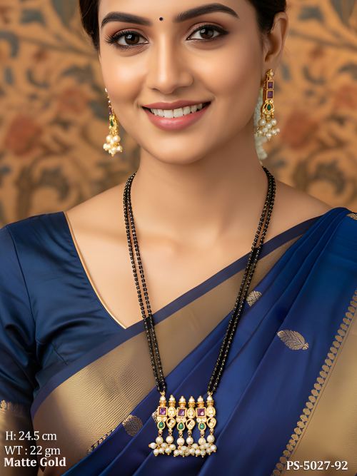 Kemp Stone Matte Gold Pendant Set for Women