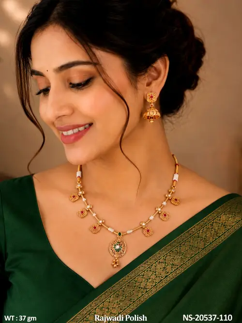 Rajwadi Floral Pendant Necklace Set