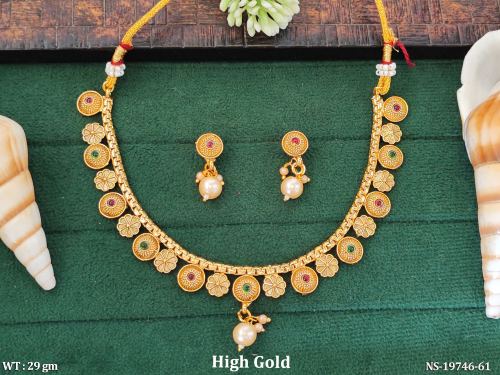 Stone-Studded Floral Necklace Set in Ruby Green, photo 2 of 4