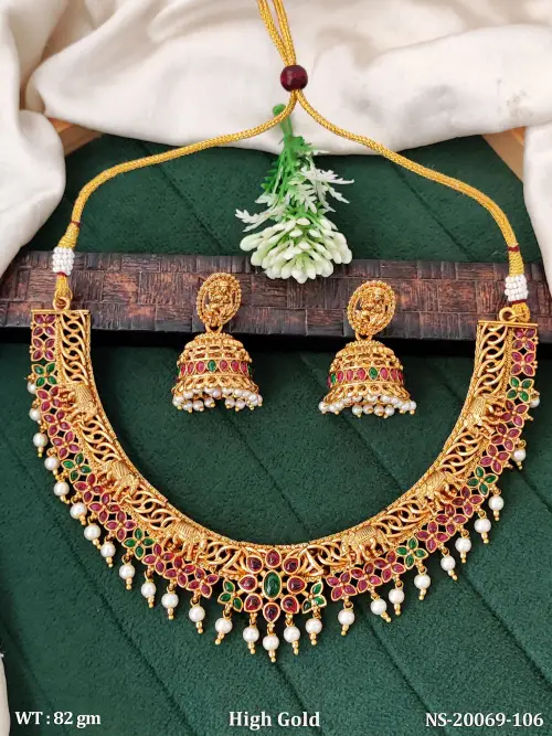 Pearl South Indian Necklace Set for Women in Ruby Green, photo 4 of 4