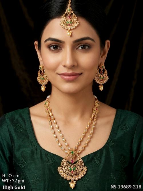 Classic Stone-Studded Antique Necklace Set for Women in Ruby Green, photo 2 of 3