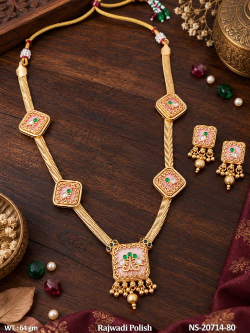Classic Stone-Studded Necklace Set with Earrings in Rajwadi Finish in Pink, photo 2 of 5