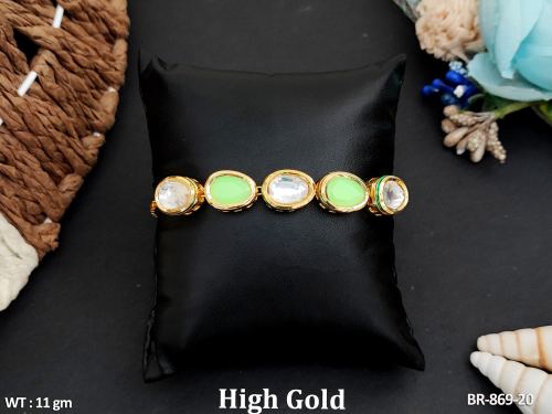 Classic Stone-Studded Kundan Bracelet for Women in Parrot Green, photo 5 of 7