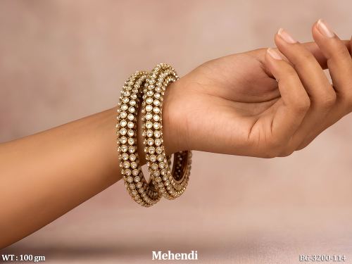 Premium Mehendi Polish Kundan 2 Bangle Set