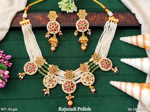 Antique Necklace Set with Stone Work