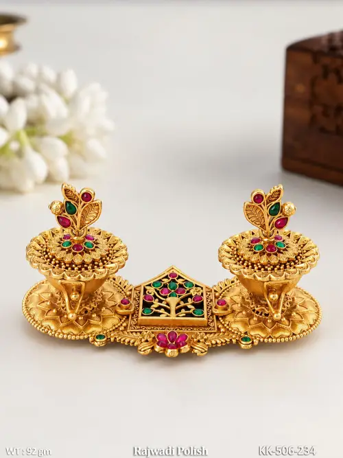 Beautiful Temple Sindoor Box High Gold Rajwadi Polish