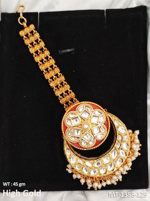 Classic Kundan Maang Tikka with Pearls