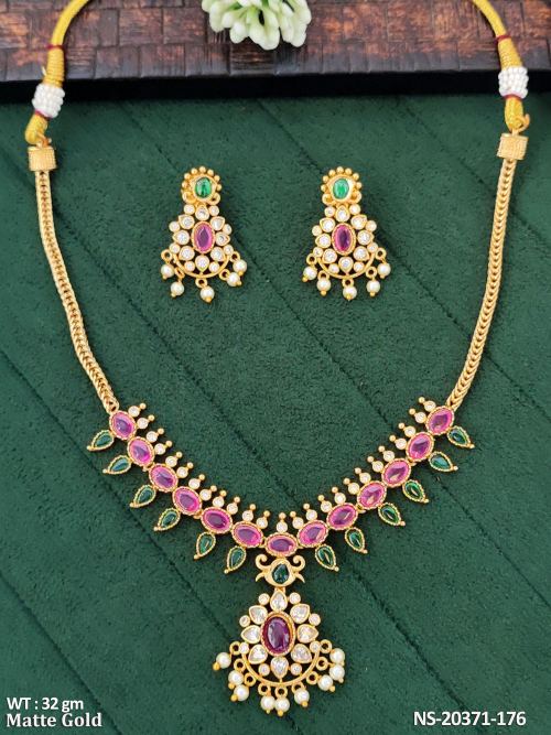 Matte Finish South Indian Necklace Set for Women, photo 2 of 3