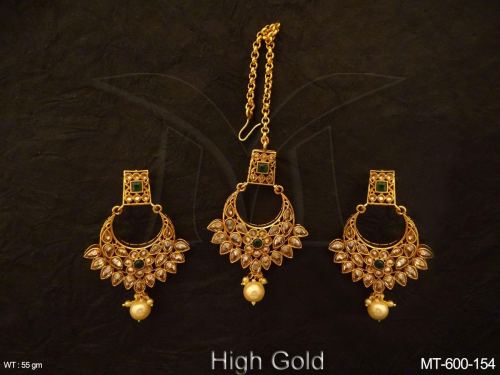 Square Stone-Studded Maang Tikka and Earrings Set