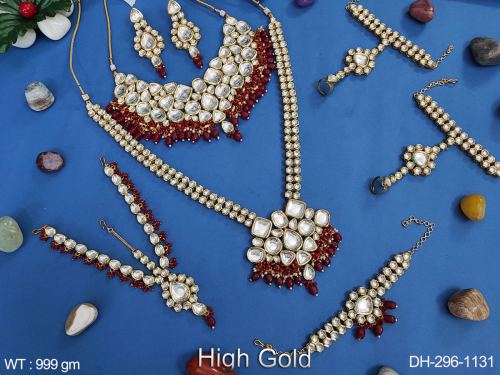 Clustered Pearl Kundan Stones High gold Polish Wedding Wear Beautiful Heavy Kundan Dulhan Set