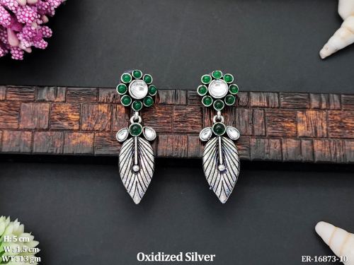 Party Wear Leaf Drop Earrings in Oxidised Finish in Green, photo 3 of 7