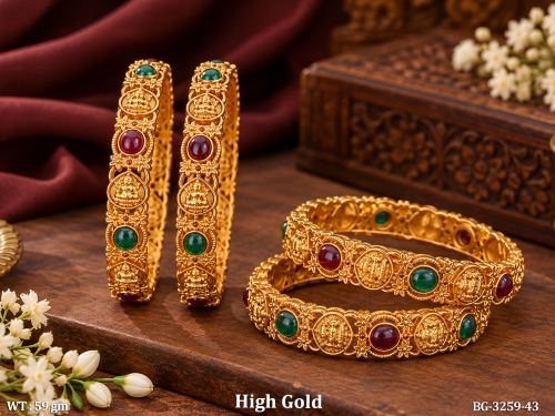 Temple Stone-Studded Bangles Set of 4 in Ruby Green / 2 X 6, photo 3 of 4