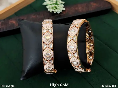 Beautiful Kundan Designer Bangle Set with Stone Work