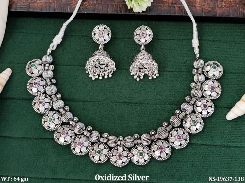 Stone-Studded Floral Necklace Set in Oxidised Finish in Ruby Green, photo 4 of 5