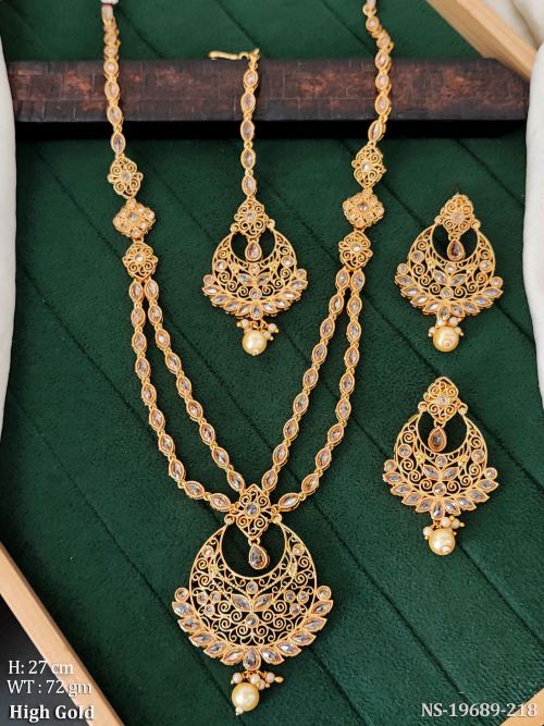 Classic Stone-Studded Antique Necklace Set for Women in Transparent Yellow, photo 3 of 3