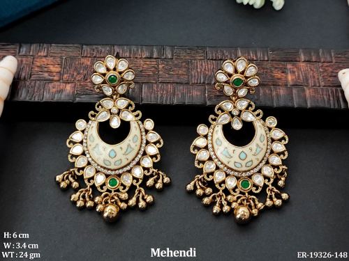 Kundan Earrings in Mehendi Finish for Women in Green, photo 2 of 4