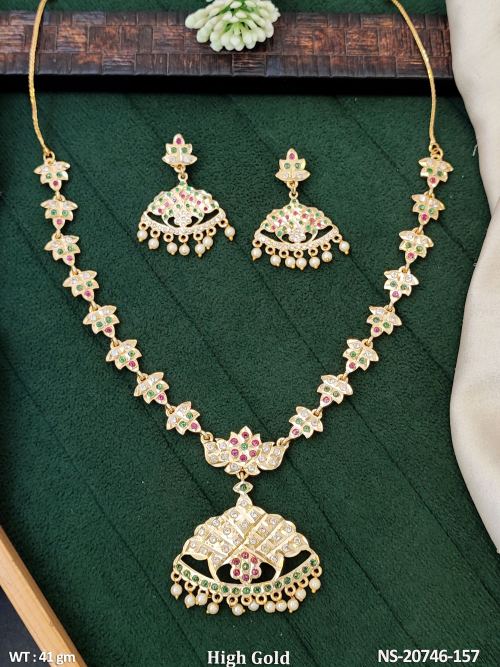 Classic Traditional Stone-Studded Necklace Set in Ruby Green, photo 2 of 3