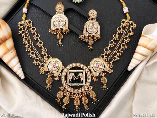 Kundan Necklace Set with Earrings with Stone Work in Rajwadi Finish, photo 2 of 2