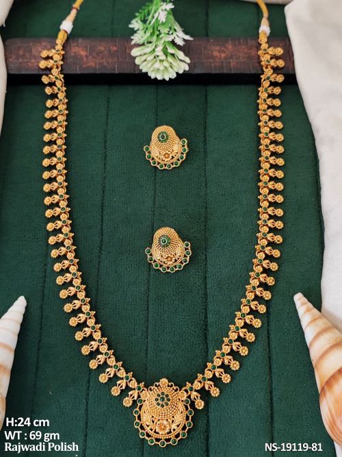 Necklace Set with Stone Work in Rajwadi Finish in Green, photo 3 of 3