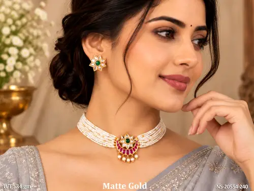 Traditional Gold Flower Pearl Necklace Set