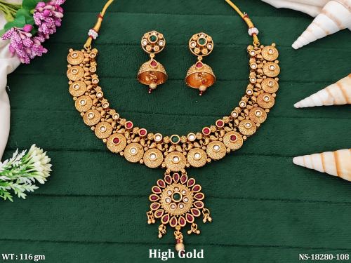 Stone-Studded Jewellery Set