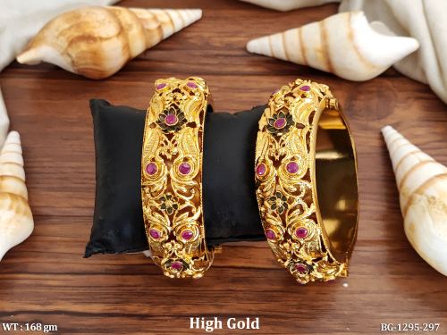 Floral Bangle Set