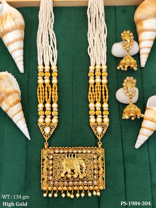 Designer Square Elephant Style Pendant Set