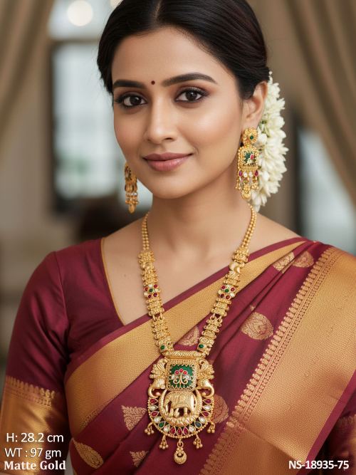 Antique Necklace Set in Matte Finish for Women