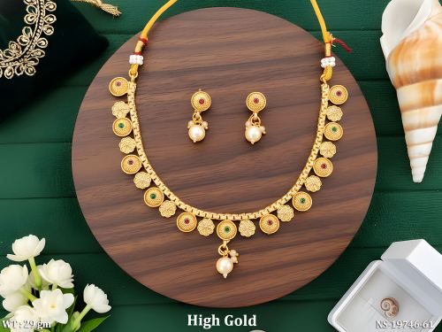 Stone-Studded Floral Necklace Set