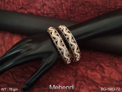 Antique Bangles in Mehendi Finish for Women
