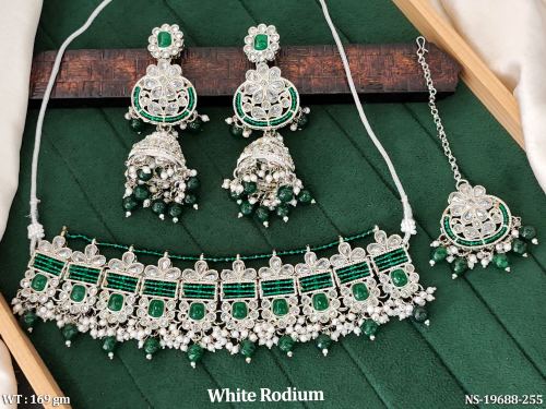 White Finish Choker Necklace Set with Earrings and Tikka in Green, photo 3 of 3