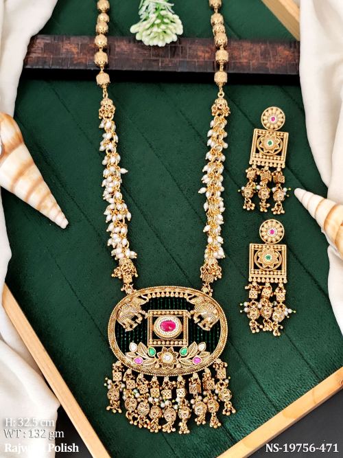 Temple Stone-Studded Necklace Set with Earrings in Rajwadi Finish in Ruby Green, photo 3 of 4