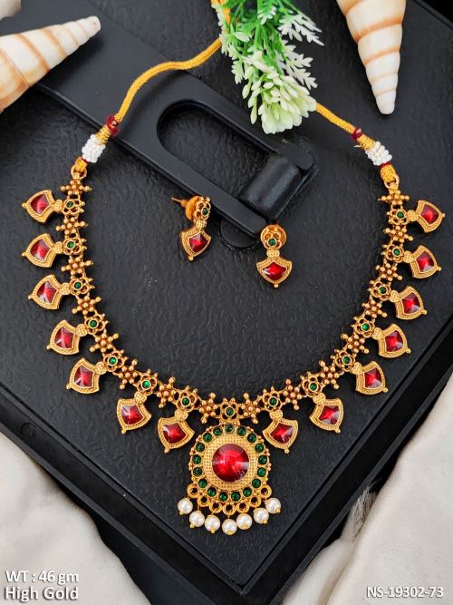Traditional Stone-Studded Jewellery Set for Women in Ruby, photo 3 of 4