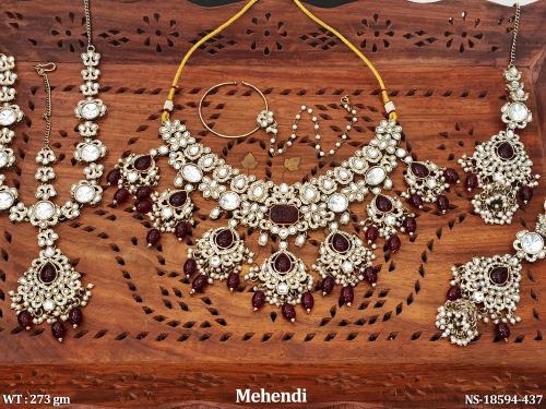 Pearl Necklace Set in Mehendi Finish in Ruby, photo 2 of 5