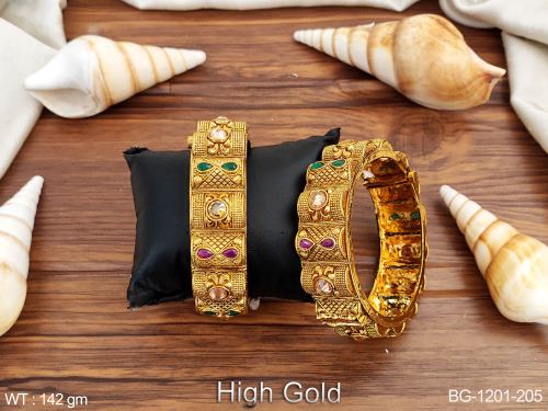Regal Antique Bangle Set for Women