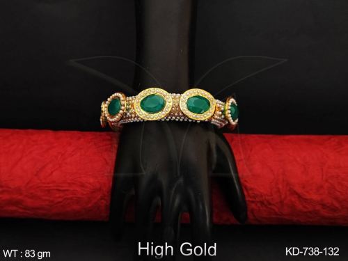 Pearl Antique Kada for Women in Green, photo 2 of 2